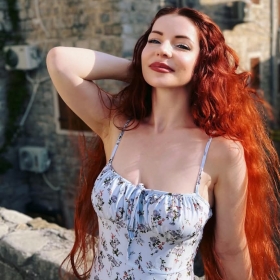 Roxanna12